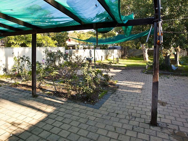 20 Comino Street, Cloverdale WA 6105