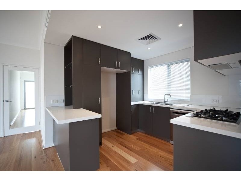 4/117 Lawley Street, Tuart Hill WA 6060