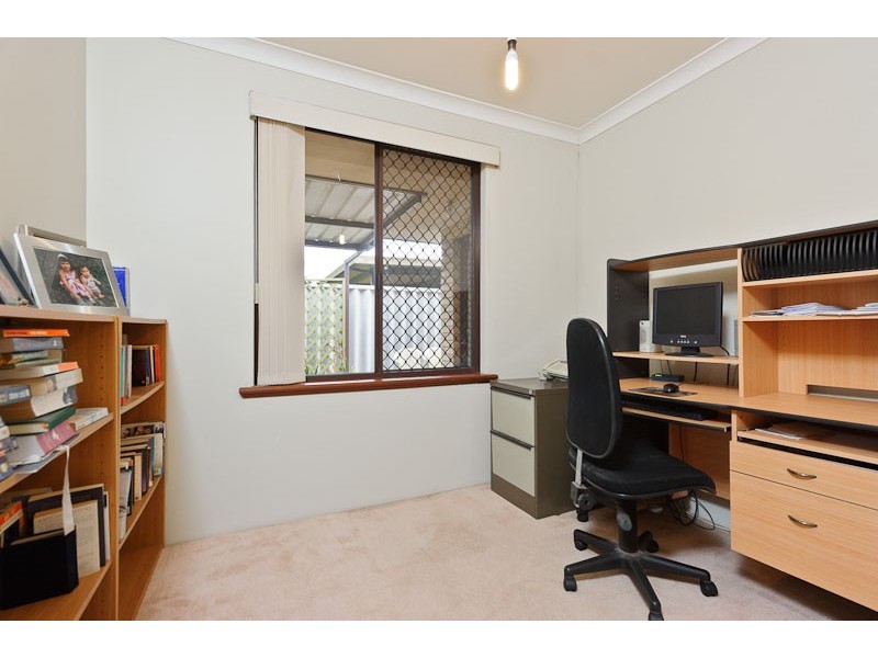 137A Howes Crescent, Dianella WA 6059