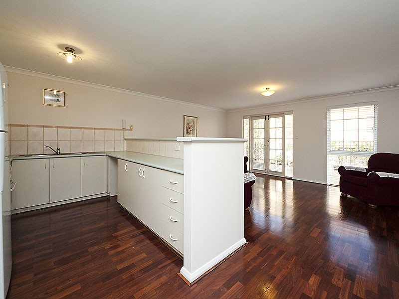 8/19 Little Shenton Lane, Northbridge WA 6003