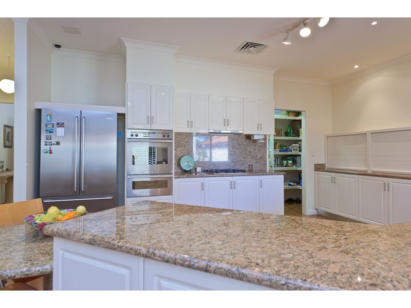 91 Holmfirth Street, Coolbinia WA 6050