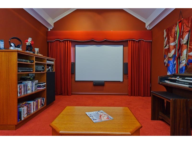 91 Holmfirth Street, Coolbinia WA 6050