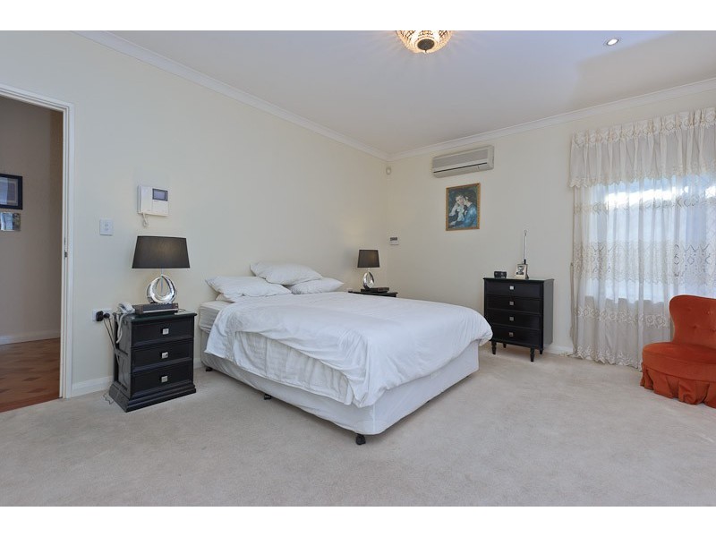 91 Holmfirth Street, Coolbinia WA 6050