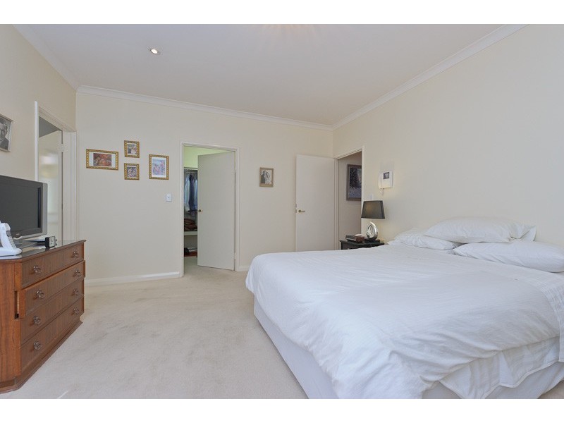 91 Holmfirth Street, Coolbinia WA 6050