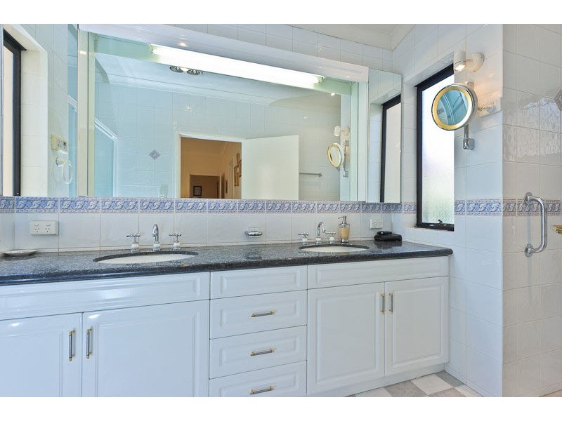 91 Holmfirth Street, Coolbinia WA 6050