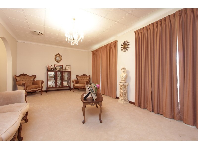 414 Grand Promenade, Dianella WA 6059