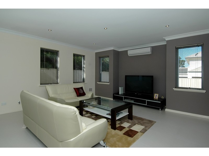 124B Hayes Avenue, Dianella WA 6059