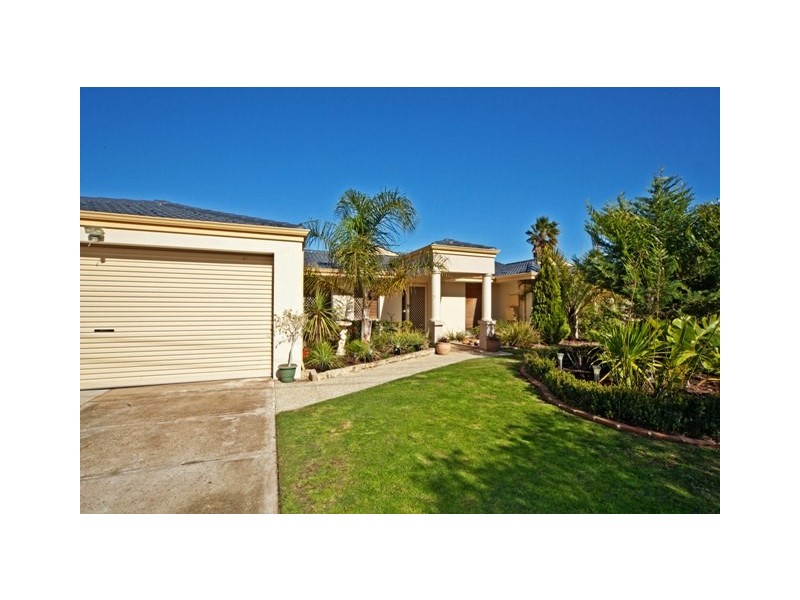 5 Lindsay Way, Padbury WA 6025