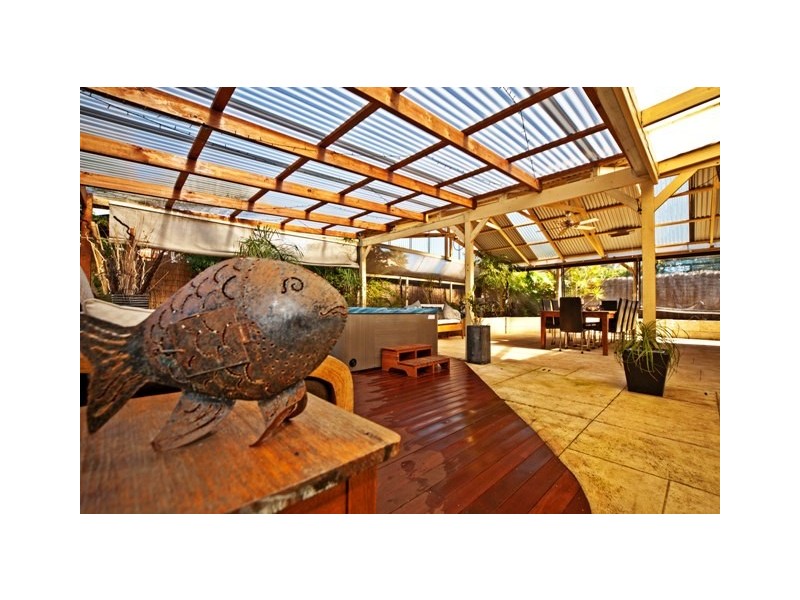 5 Lindsay Way, Padbury WA 6025