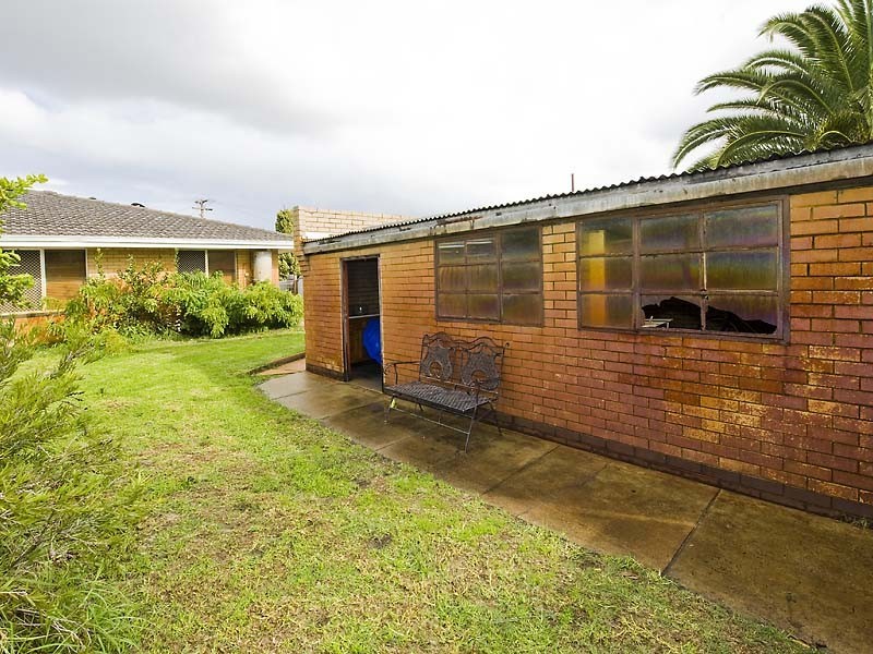31A Trink Street, Cloverdale WA 6105