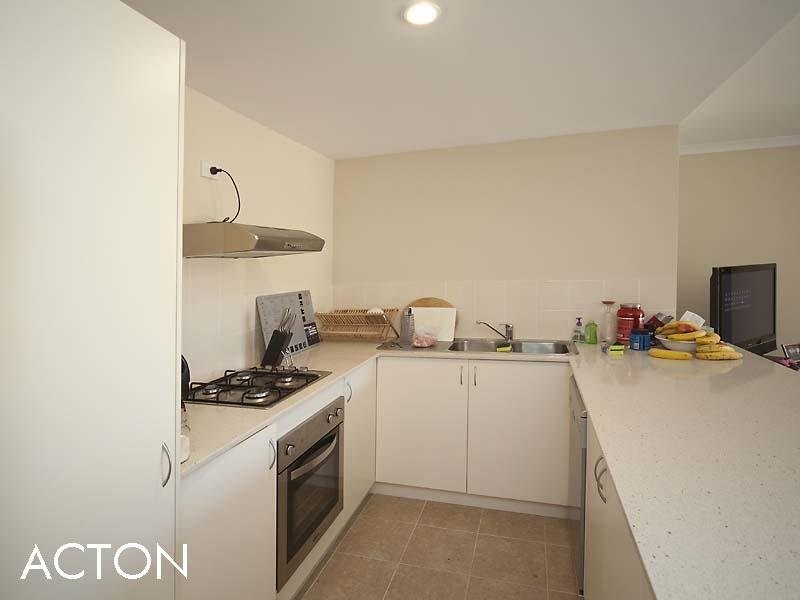 6/105 Gladstone Road, Rivervale WA 6103