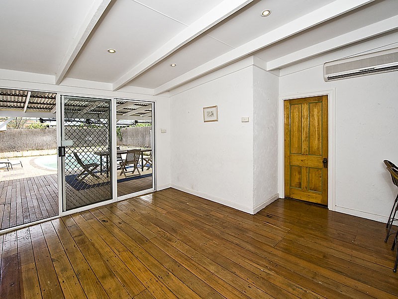 98 Epsom Avenue, Belmont WA 6104