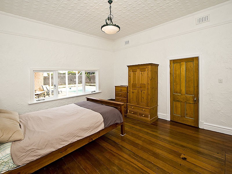 98 Epsom Avenue, Belmont WA 6104