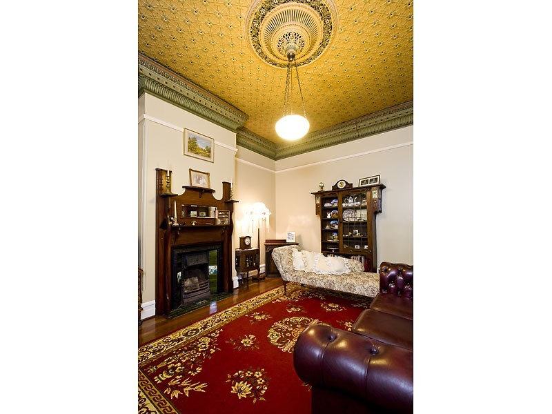 72 Tenth Avenue, Inglewood WA 6052