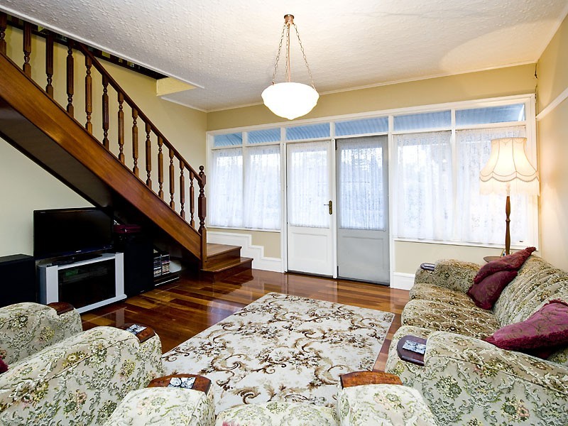 72 Tenth Avenue, Inglewood WA 6052