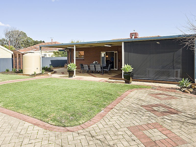271 Fisher Street, Cloverdale WA 6105