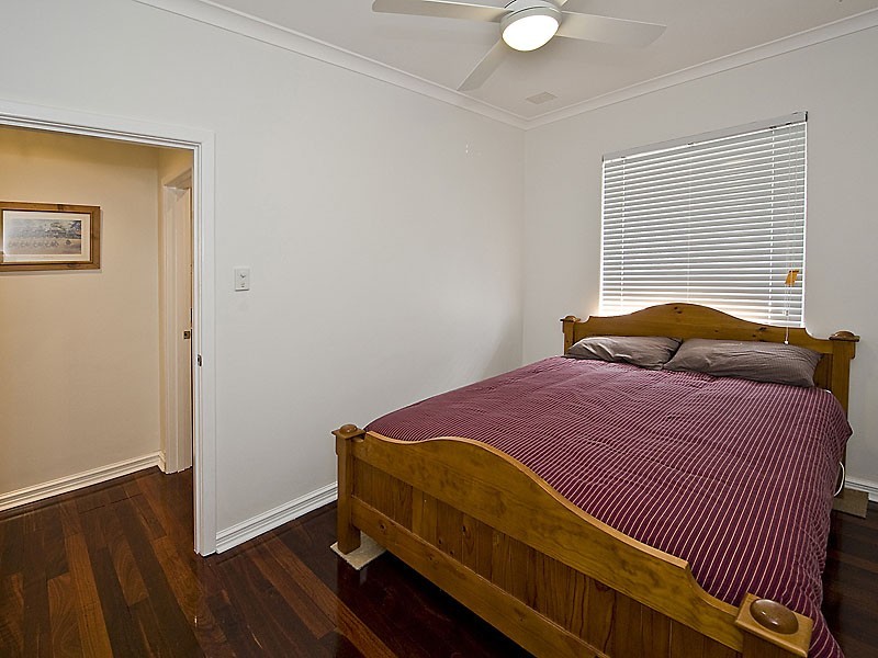 271 Fisher Street, Cloverdale WA 6105