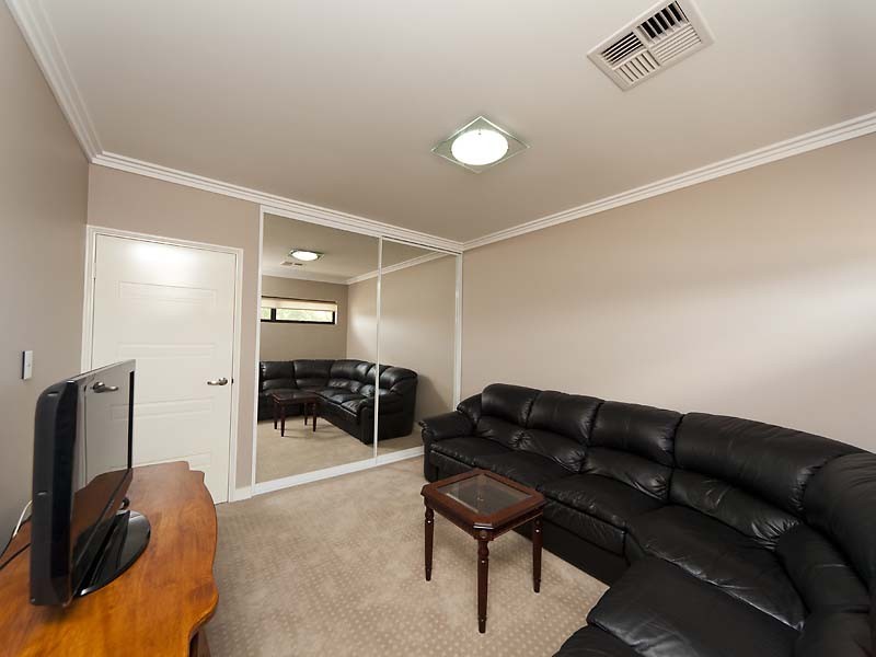 27 Browning Street, Yokine WA 6060