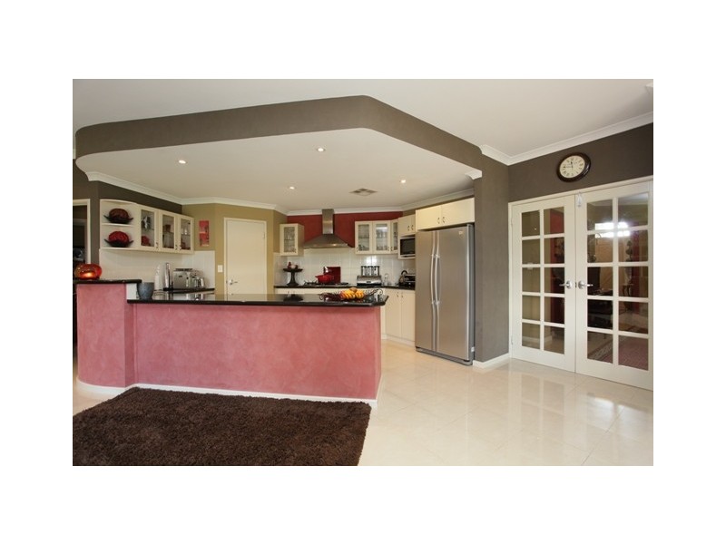 4 Greenbushes Place, Dianella WA 6059