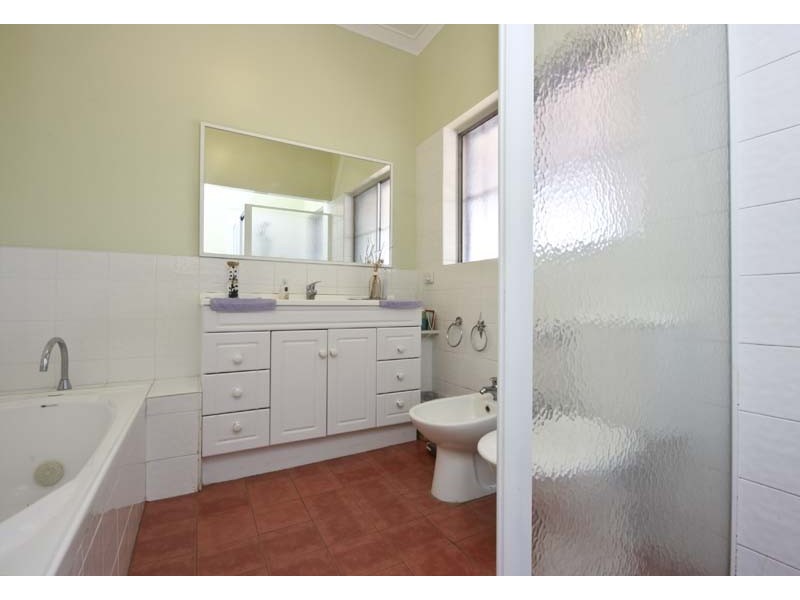 154 Eighth Avenue, Inglewood WA 6052