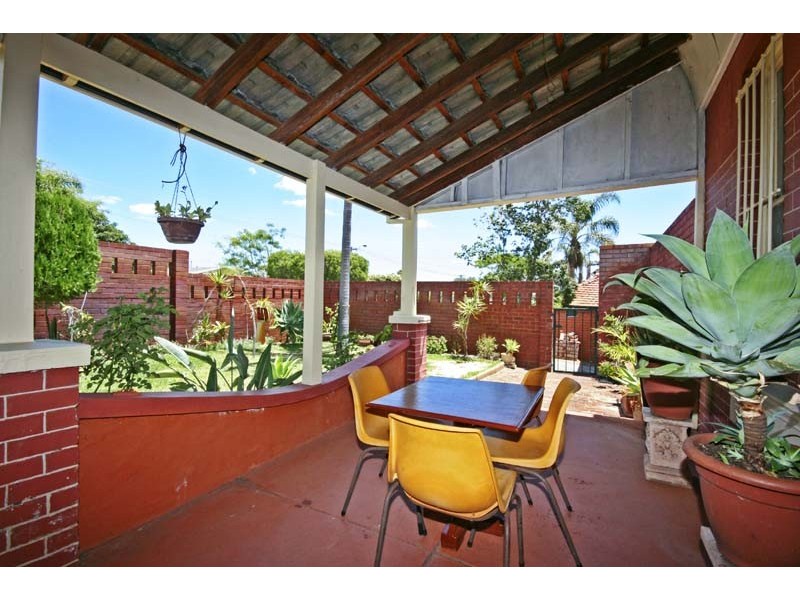 154 Eighth Avenue, Inglewood WA 6052