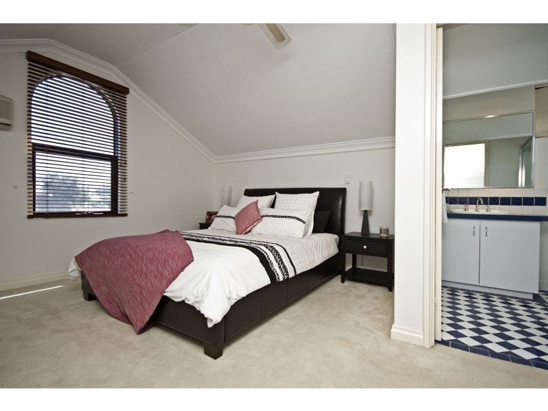 268 Whatley Crescent, Maylands WA 6051