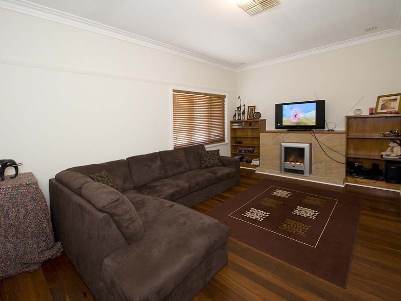 1/49 Smiths Avenue, Redcliffe WA 6104