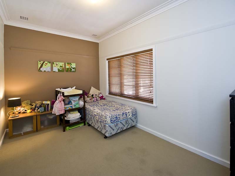 1/49 Smiths Avenue, Redcliffe WA 6104