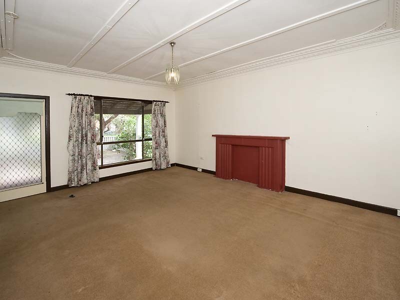 103 Bulong Street, Redcliffe WA 6104