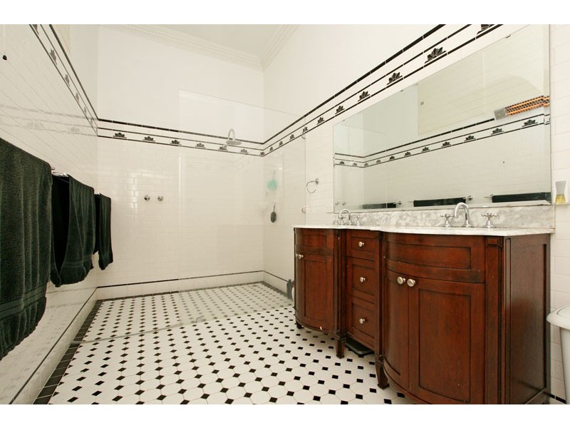 194 Seventh Avenue, Inglewood WA 6052