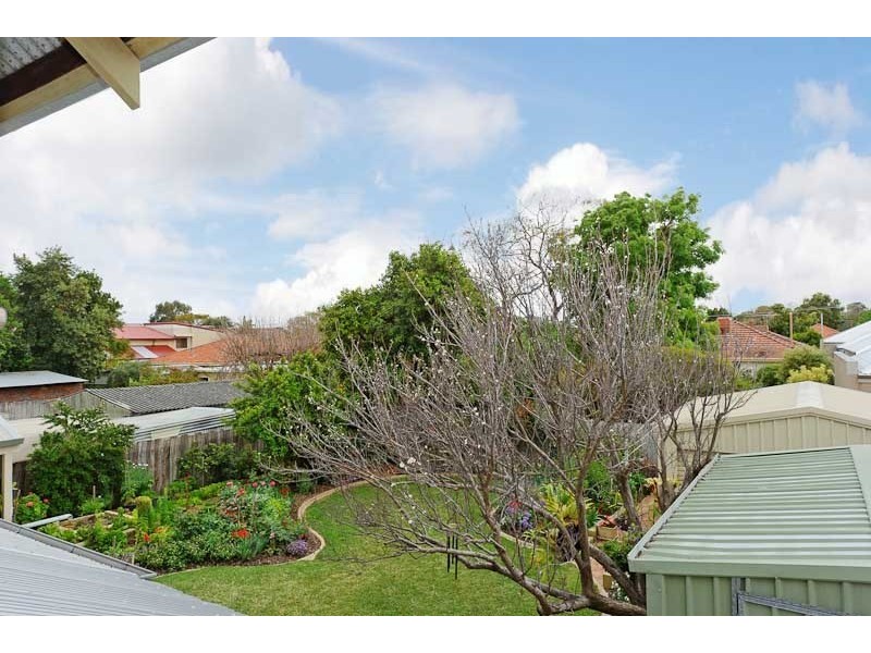 15 Wyndham Way, Yokine WA 6060