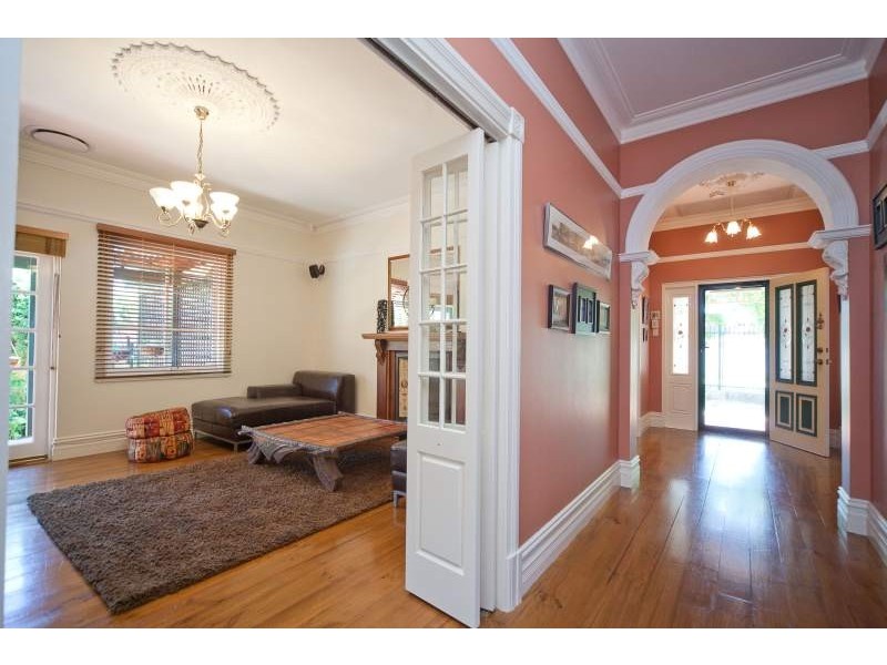 16A Newton Street, Bayswater WA 6053