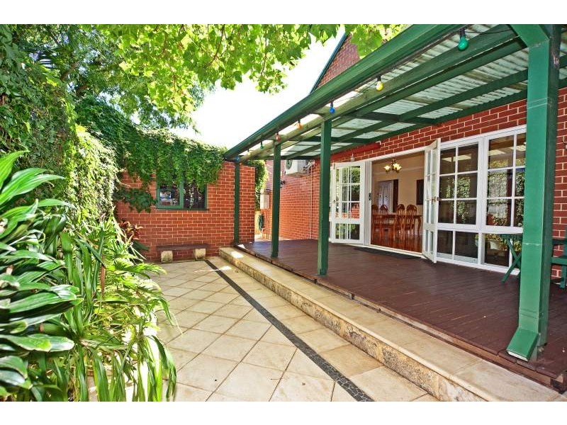 16A Newton Street, Bayswater WA 6053