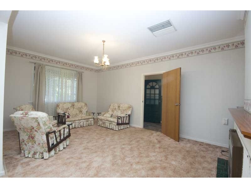 4 Hobart Street, Bayswater WA 6053