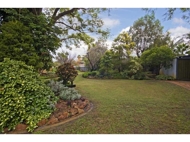 4 Hobart Street, Bayswater WA 6053