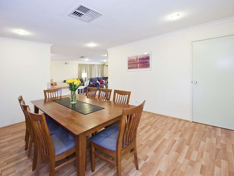 26 Escourt Road, Redcliffe WA 6104