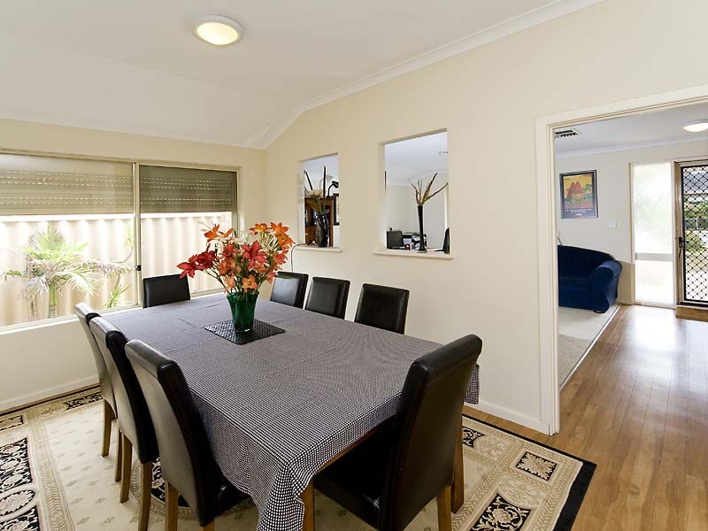 6 Firby Street, Cloverdale WA 6105