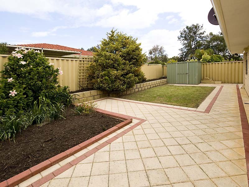 6 Firby Street, Cloverdale WA 6105