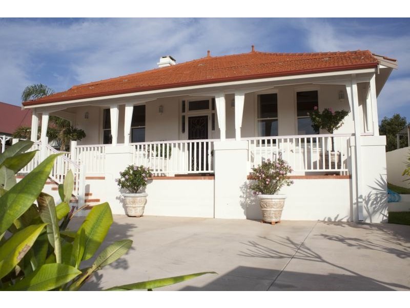 102 Whatley Crescent, Maylands WA 6051