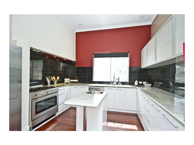 102 Whatley Crescent, Maylands WA 6051