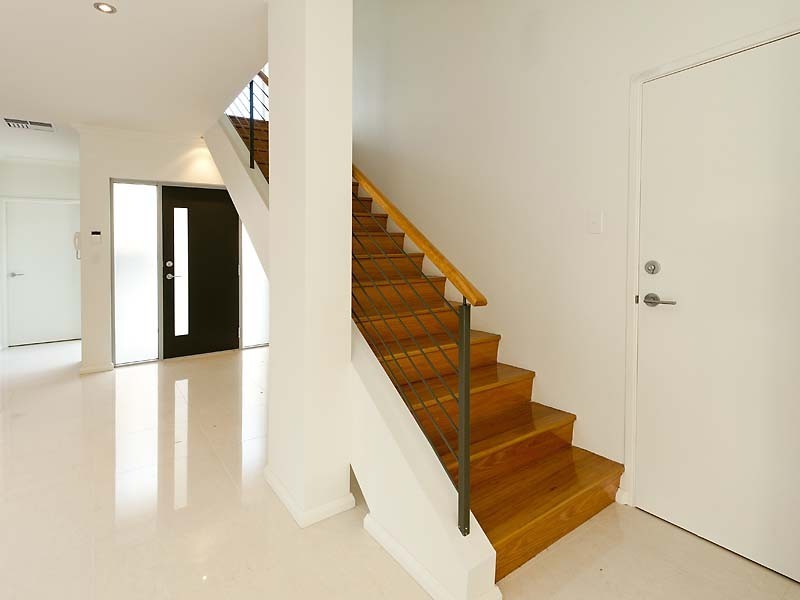4/113 Gladstone Road, Rivervale WA 6103