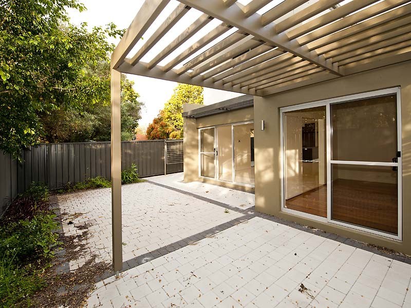 4/113 Gladstone Road, Rivervale WA 6103