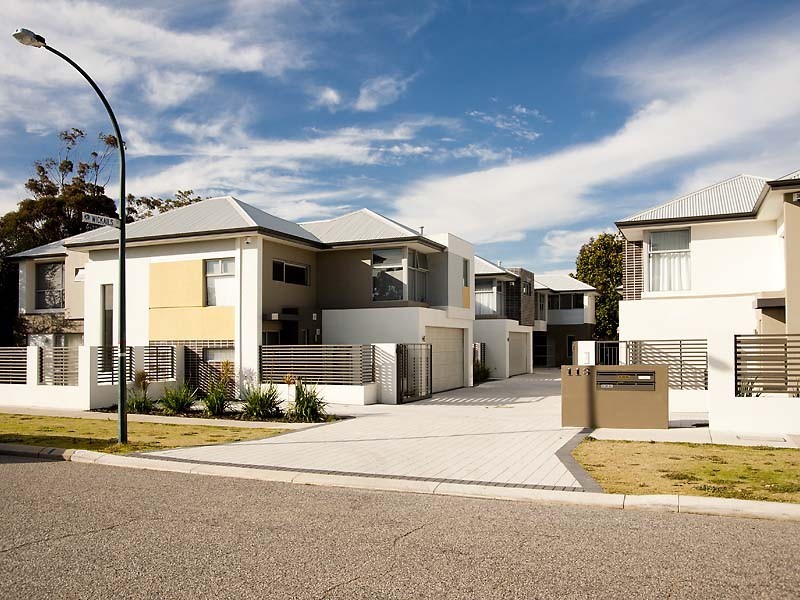4/113 Gladstone Road, Rivervale WA 6103