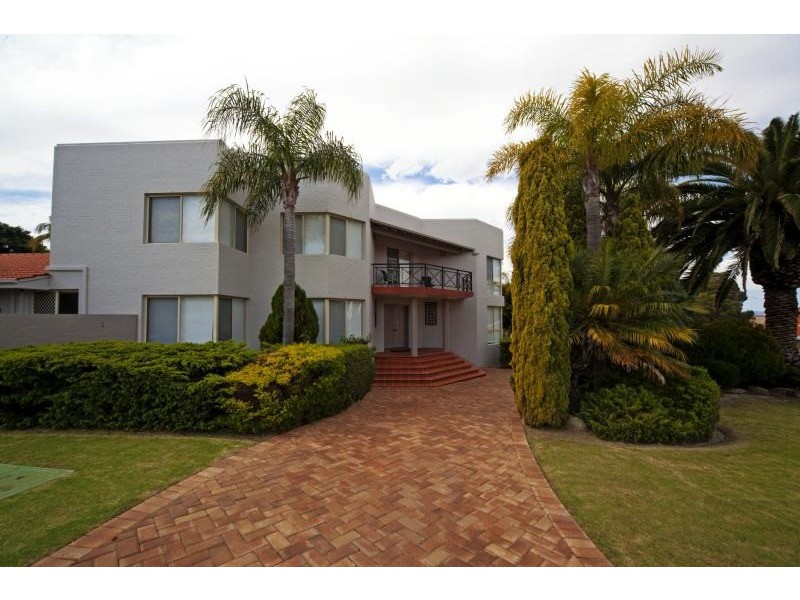 1 Malba Crescent, Dianella WA 6059