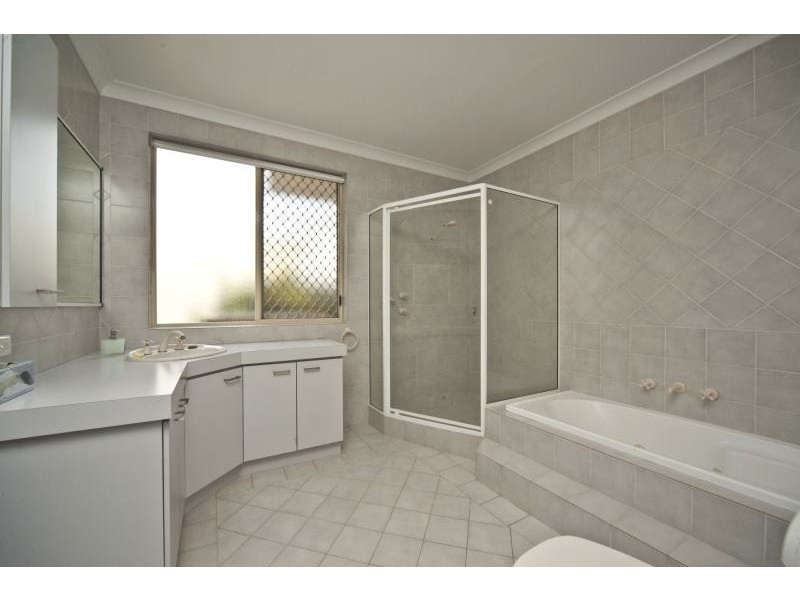 1 Malba Crescent, Dianella WA 6059