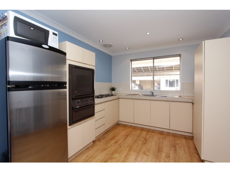 1/38 Camden Street, Dianella WA 6059