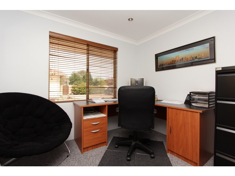 1/38 Camden Street, Dianella WA 6059