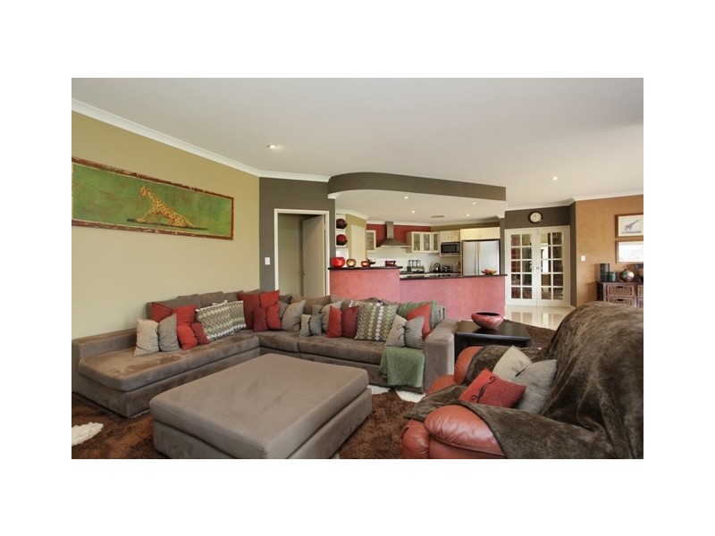 4 Greenbushes Place, Dianella WA 6059