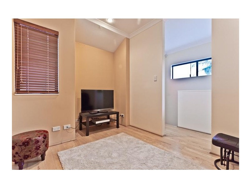 4/27 Elizabeth Street, Maylands WA 6051