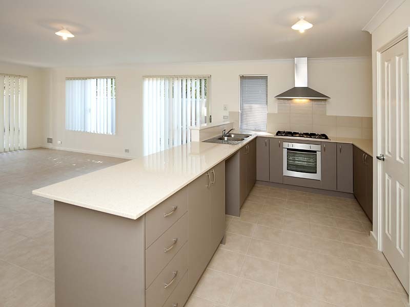 a/408 Belgravia Street, Cloverdale WA 6105